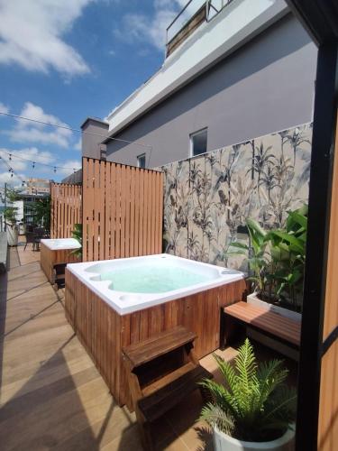 Kolam air panas, Hotel Soratama in Pereira Kolam air panas, Hotel Soratama in Pereira