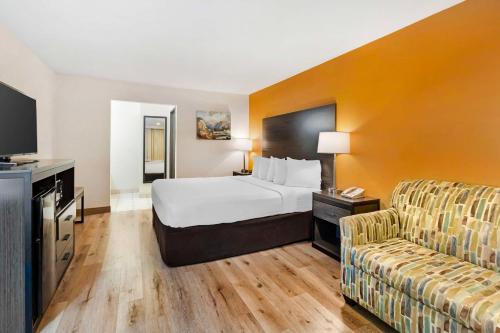 Sonoma Winegrower's Inn in Rohnert Park Sonoma Winegrower's Inn in Rohnert Park