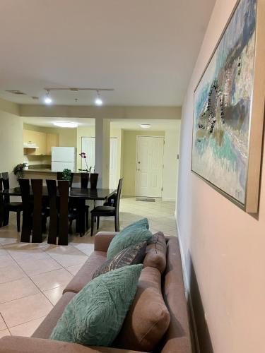Facilities, Private bedroom in Miami - Coral Gables 601 in Coral Way Facilities, Private bedroom in Miami - Coral Gables 601 in Coral Way