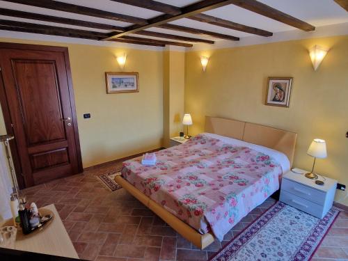 Country Apartment with View of the Tuscany Hills