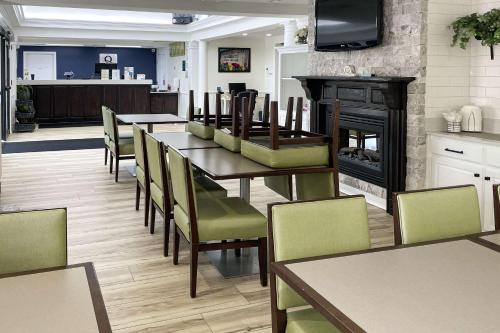 Ételek és italok, Quality Inn Richmond in Richmond Ételek és italok, Quality Inn Richmond in Richmond