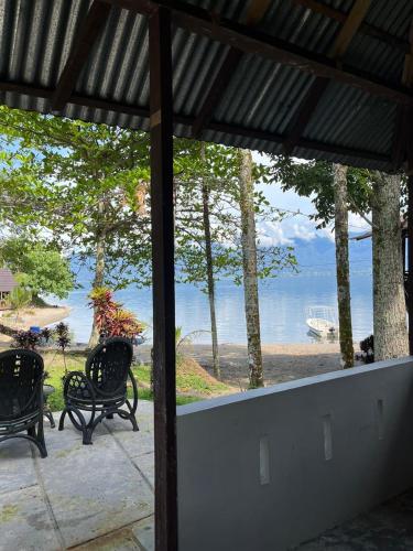 Eka's Bungalows in Maninjau Eka's Bungalows in Maninjau