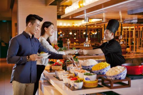 Restaurant, Four Points by Sheraton Puchong in Puchong Restaurant, Four Points by Sheraton Puchong in Puchong