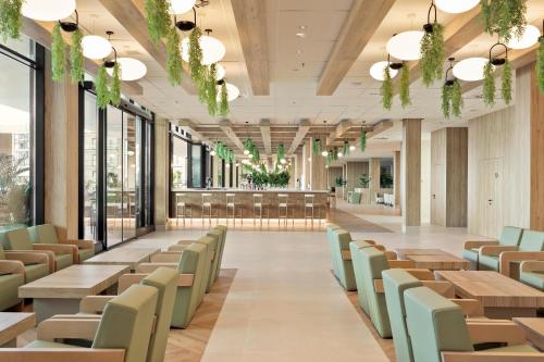 Pub/Ruang Rehat, Hotel Best Triton in Benalmadena Pub/Ruang Rehat, Hotel Best Triton in Benalmadena