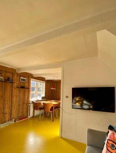 Facilities, Charming house downtown - the whole house or a bedroom - you choose! in Torshavn Facilities, Charming house downtown - the whole house or a bedroom - you choose! in Torshavn