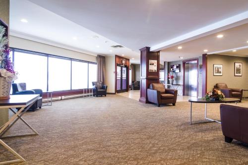 Előcsarnok, Sinbads Hotel & Suites in Gander Előcsarnok, Sinbads Hotel & Suites in Gander