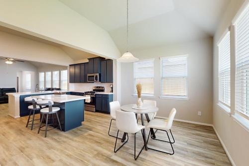 The Berry Getaway in Atascocita The Berry Getaway in Atascocita