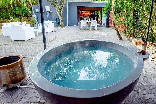 The Soirée Exclusive Residence (The Soiree Exclusive Residence) in Schoenmakerskop The Soirée Exclusive Residence (The Soiree Exclusive Residence) in Schoenmakerskop
