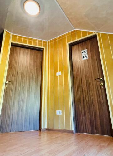 Cabana RodNic in Labașinț Cabana RodNic in Labașinț