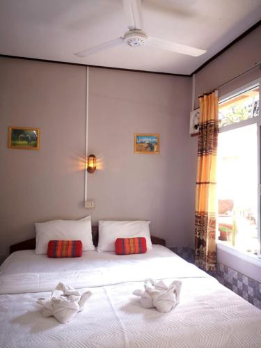Khamphouy Guesthouse in Champasak Khamphouy Guesthouse in Champasak