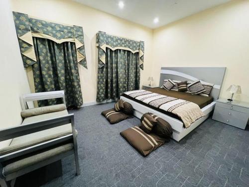 Chandi Hotel and Apartments in Peshawar Chandi Hotel and Apartments in Peshawar