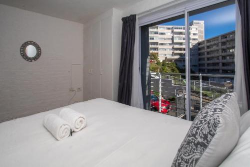 Romantic suite at Harbour Terrace, Green Point