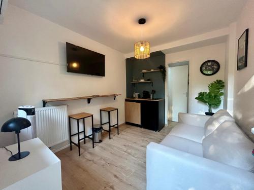 Charmant studio avec jardin