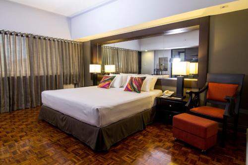 Copacabana Apartment Hotel near EDSA LRT Station Copacabana Apartment Hotel near EDSA LRT Station