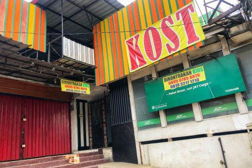 Sisäänkäynti, RedDoorz near RS Siloam Karawaci in Karawaci Sisäänkäynti, RedDoorz near RS Siloam Karawaci in Karawaci