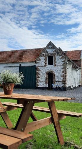 Cottage Montreuil-sur-mer Petit déjeuner inclus (Cottage Montreuil-sur-mer Petit dejeuner inclus) in 埃屈爾 Cottage Montreuil-sur-mer Petit déjeuner inclus (Cottage Montreuil-sur-mer Petit dejeuner inclus) in 埃屈爾