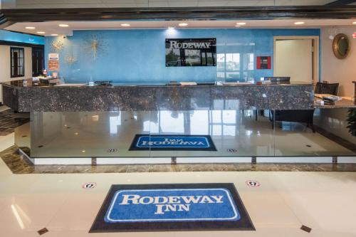 Lobby, Rodeway Inn in Duncanville Lobby, Rodeway Inn in Duncanville