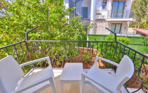 Mina Apart Hotel in Kas Mina Apart Hotel in Kas