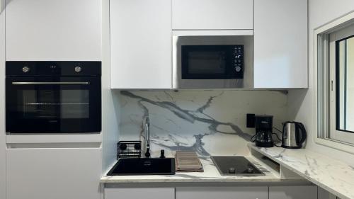 Instalaciones, Bayside Paradise Apartment, minutes from the beach in Guana Bay Instalaciones, Bayside Paradise Apartment, minutes from the beach in Guana Bay