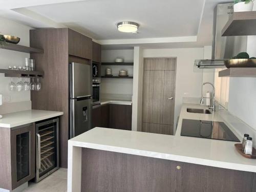 Beautiful New Modern Home, Perfectly located between Valle De Guadalupe and Downtown Ensenada! in El Sauzal Beautiful New Modern Home, Perfectly located between Valle De Guadalupe and Downtown Ensenada! in El Sauzal