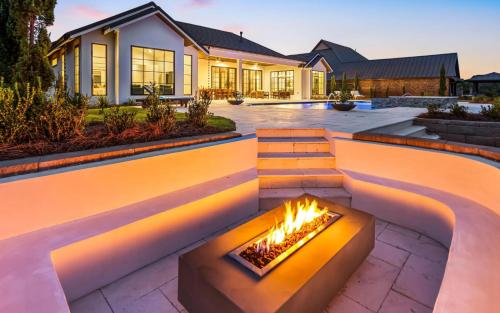 Three Hundred by Oversee 30A in Sacred Oaks Three Hundred by Oversee 30A in Sacred Oaks