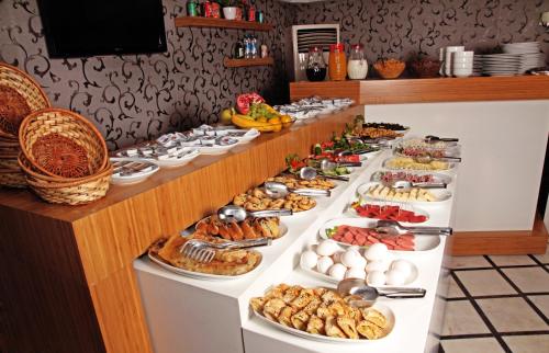 Yiyecek ve İçecekler, Grand Zeybek Hotel in İzmir Yiyecek ve İçecekler, Grand Zeybek Hotel in İzmir
