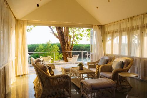 Shared lounge/TV area, Baan Song Nam บ้านสองน้ำ in Puek Tian Beach Shared lounge/TV area, Baan Song Nam บ้านสองน้ำ in Puek Tian Beach