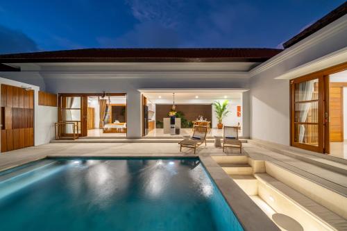Sofia 2 - PROMO - Brand NEW - 2BDR - Huge Pool - Canggu