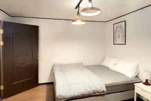 K-1 Hongdae Yeontral park