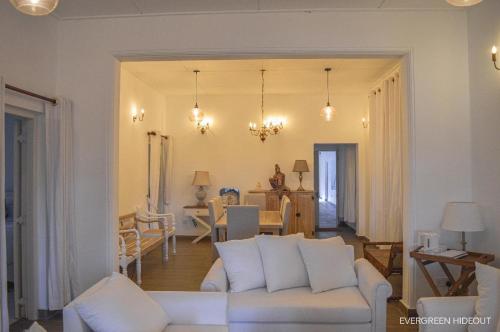 منزل متر مربع من 1 غرفة و2 حمام خاص في كادوجاناوا (Evergreen Hideout by Tequila Holidays) in كادوجاناوا منزل متر مربع من 1 غرفة و2 حمام خاص في كادوجاناوا (Evergreen Hideout by Tequila Holidays) in كادوجاناوا