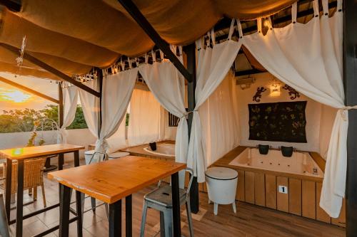 Hot tub, Hotel Quinto Nivel in San Jose Del Guaviare Hot tub, Hotel Quinto Nivel in San Jose Del Guaviare