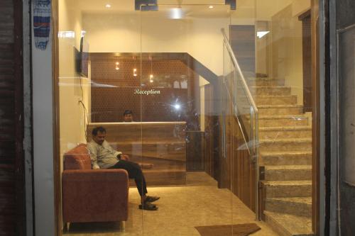 Lobby, Hotel Metro Inn in Borivali Lobby, Hotel Metro Inn in Borivali