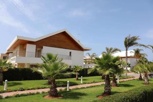 Villa Oasis de luxe, à Bouznika (Villa Oasis de luxe, a Bouznika) in Sidi El Haj Bou Derbala Villa Oasis de luxe, à Bouznika (Villa Oasis de luxe, a Bouznika) in Sidi El Haj Bou Derbala