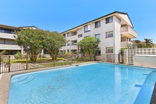 HolidayRento Bondi Beach Air Con, Parking and Pool in North Bondi HolidayRento Bondi Beach Air Con, Parking and Pool in North Bondi