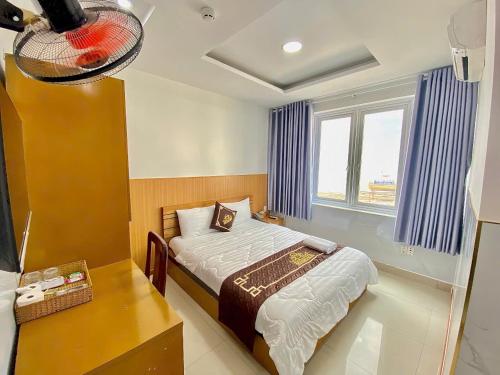KHÁCH SẠN PHÚ HƯNG in Tan Phu KHÁCH SẠN PHÚ HƯNG in Tan Phu