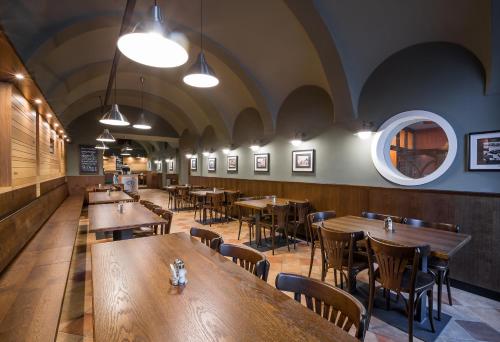 Étterem, Hotel Concertino Zlata Husa in Jindrichuv Hradec Étterem, Hotel Concertino Zlata Husa in Jindrichuv Hradec