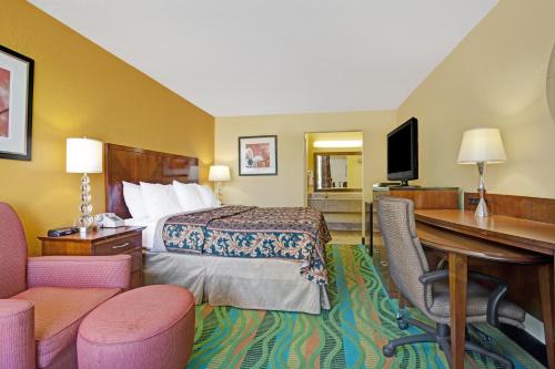 Days Inn by Wyndham Norfolk Military Circle in Norfolk (VA) Days Inn by Wyndham Norfolk Military Circle in Norfolk (VA)