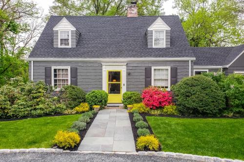Princeton Home with Patio Pets Welcome! in Princeton City Center Princeton Home with Patio Pets Welcome! in Princeton City Center