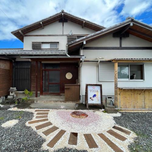 Exterior view, Retreat Guest House Surya - WOMEN's only - near Kawazu Nanadaru Waterfalls Exterior view, Retreat Guest House Surya - WOMEN's only - near Kawazu Nanadaru Waterfalls
