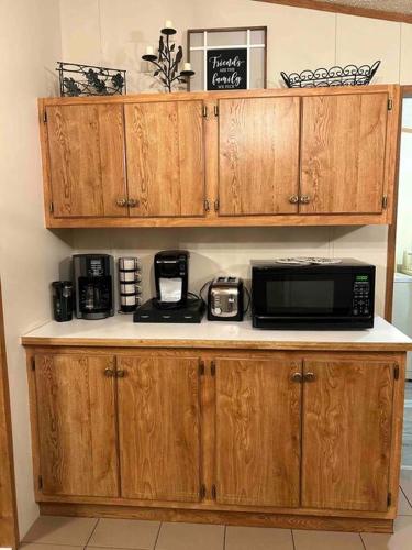 Facilities, Grassy Meadow Getaway - HOT TUB! in Summersville Facilities, Grassy Meadow Getaway - HOT TUB! in Summersville