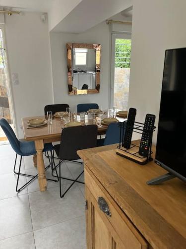 Villa Simone proche Uzes et pont du Gard in Bourdic Villa Simone proche Uzes et pont du Gard in Bourdic