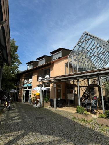 A szálláshely kívülről, Gemütliches Studio mit Balkon (Gemutliches Studio mit Balkon) in Heitersheim A szálláshely kívülről, Gemütliches Studio mit Balkon (Gemutliches Studio mit Balkon) in Heitersheim