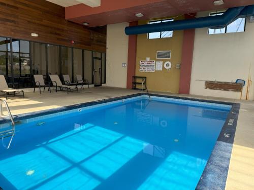 Πισίνα, Sycamore Suites in Ιλυρία(Οχάιο) Πισίνα, Sycamore Suites in Ιλυρία(Οχάιο)