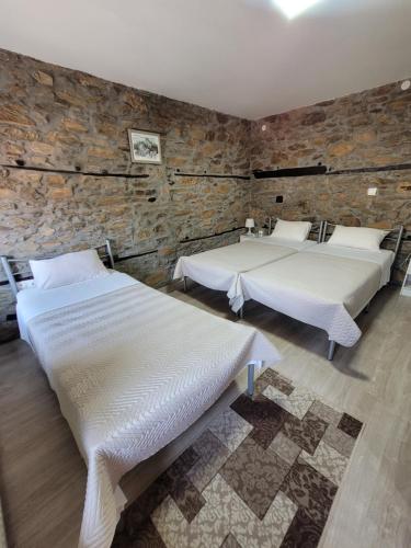 Traditional Stone Villa "To Petrino" in Florina Traditional Stone Villa "To Petrino" in Florina