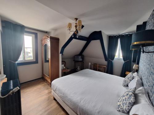 Hotel de Charme La Bonne Adresse - Logis hotels in Sainte-Adresse Hotel de Charme La Bonne Adresse - Logis hotels in Sainte-Adresse