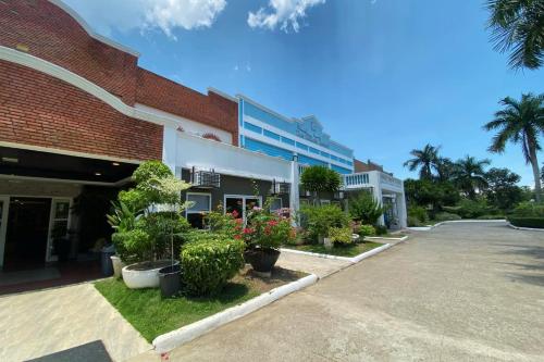 The Ranch Resort Cebu powered by Cocotel in Toledo City The Ranch Resort Cebu powered by Cocotel in Toledo City