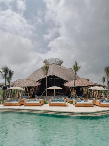 حانة/استراحة, ARNA Suites and Ocean Lounge in Nusa Ceningan حانة/استراحة, ARNA Suites and Ocean Lounge in Nusa Ceningan