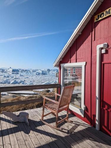 Balcó/terrassa, Ilulissat Stay - Jomsborg Ilulissat in Ilulissat Balcó/terrassa, Ilulissat Stay - Jomsborg Ilulissat in Ilulissat