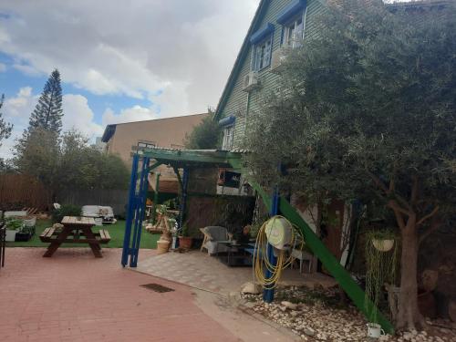 Entrada, The Green House in Arad Entrada, The Green House in Arad