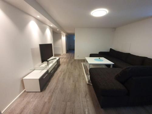 Nyrenoverat boende nära Astrid Lindgrens Värld (Nyrenoverat boende nara Astrid Lindgrens Varld) in 빔메르뷔 시티 센터 Nyrenoverat boende nära Astrid Lindgrens Värld (Nyrenoverat boende nara Astrid Lindgrens Varld) in 빔메르뷔 시티 센터